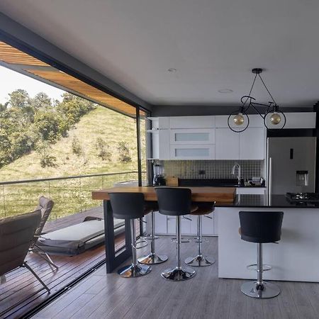 Sky House Cabana Guatape La Pradera  Exterior photo