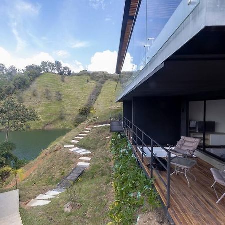 Sky House Cabana Guatape La Pradera  Exterior photo