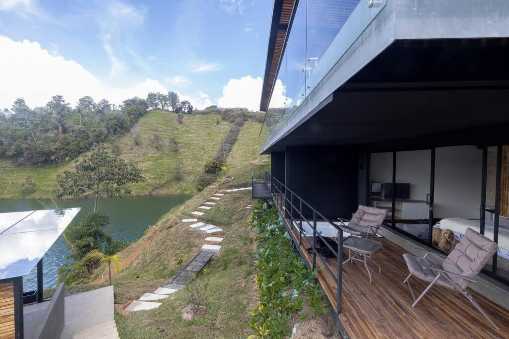 Sky House Cabana Guatape La Pradera  Exterior photo